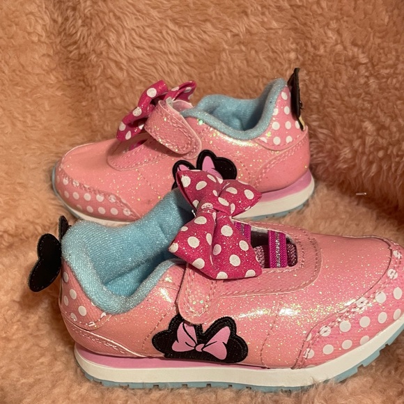 Disney Minnie Mouse Glittery Pink Sneakers - Picture 3 of 4